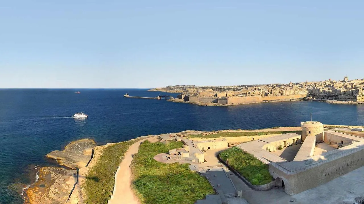 Luxury Apartment Tigne Point With Pool Sliema