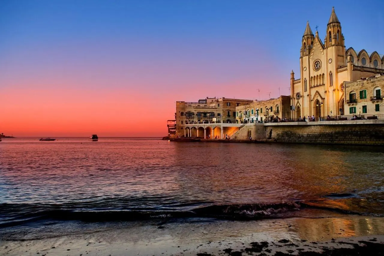 Luxury Apartment Tigne Point With Pool Sliema