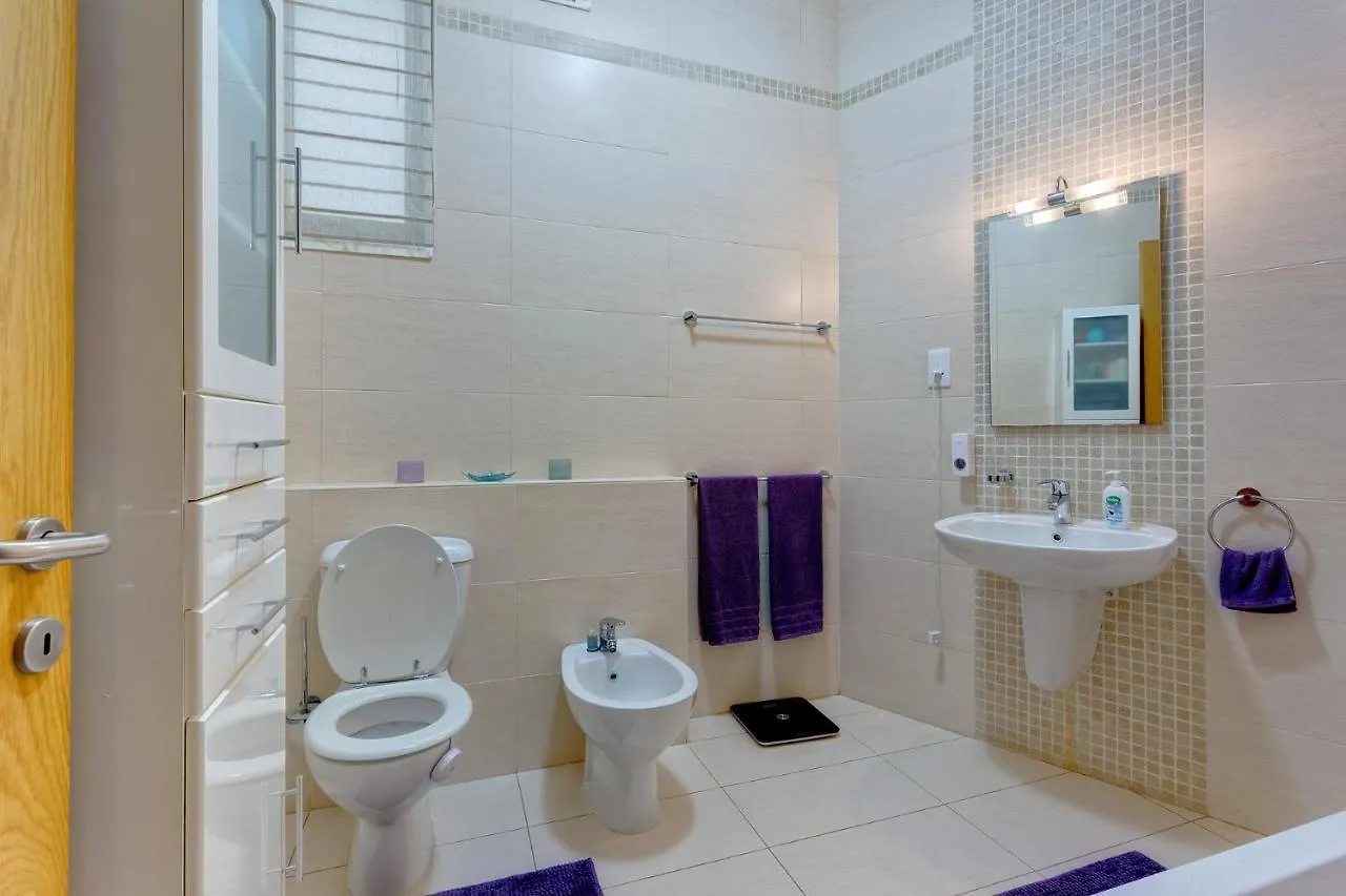 Luxury Apartment Tigne Point With Pool Sliema