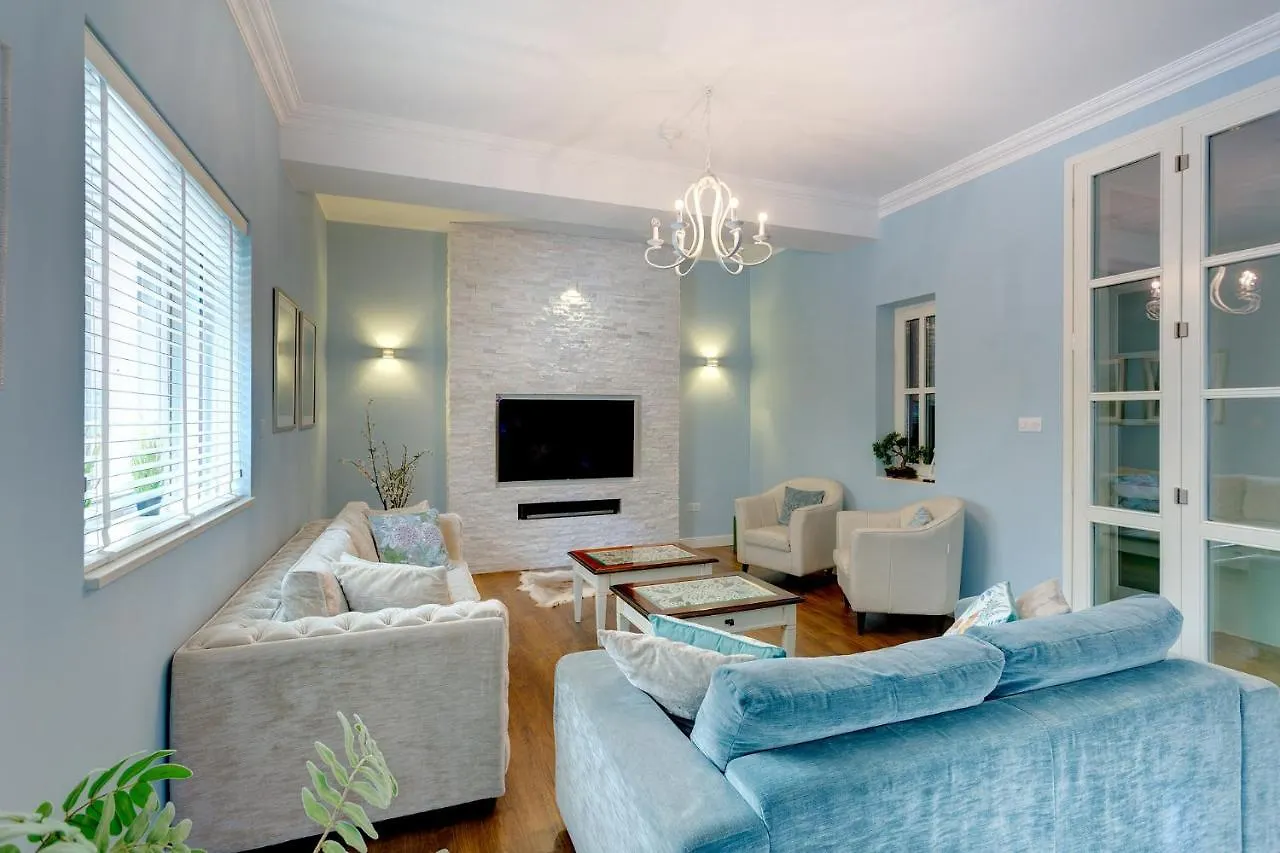 Luxury Apartment Tigne Point With Pool Sliema